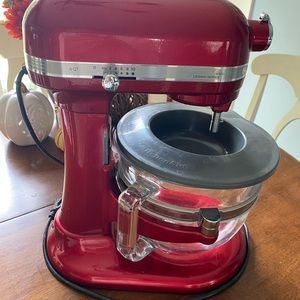 KitchenAid Professional 6500 Design Series stand mixer with 3 mixer attachments